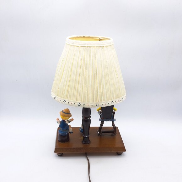 Musical Nursery Lamp - Picture 4 of 10